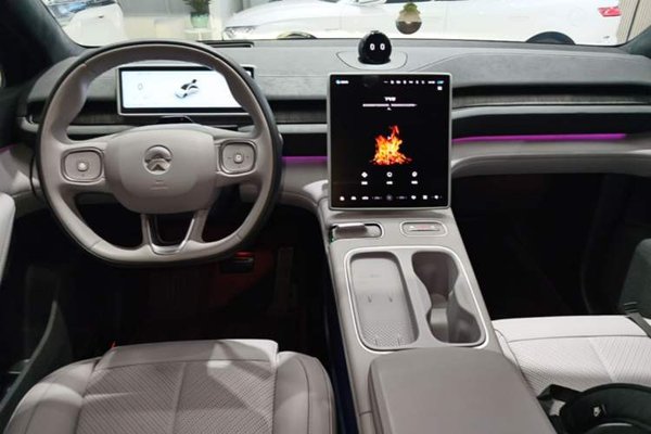 Nio EC6 2023, 35700 км, за 30829 USD - фото 12