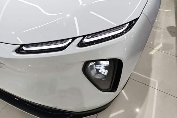 Nio EC6 2023, 35700 км, за 30829 USD - фото 8