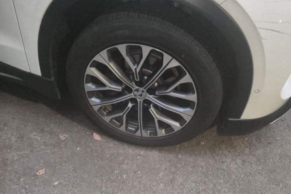 Nio EC6 2023, 53000 км, за 23428 USD
