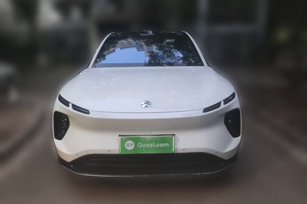 Nio EC6 2023, 53000 км, за 23428 USD
