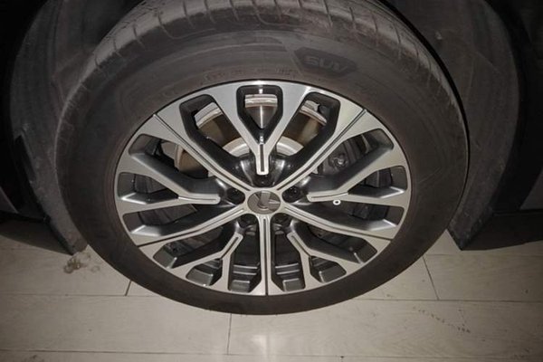 Nio EC6 2025, 16400 км, за 39879 USD - фото 8