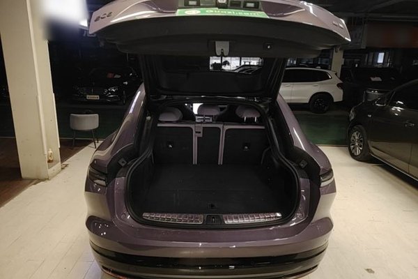 Nio EC6 2025, 16400 км, за 39879 USD - фото 27