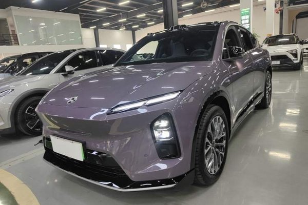 Nio EC6 · 2025 год