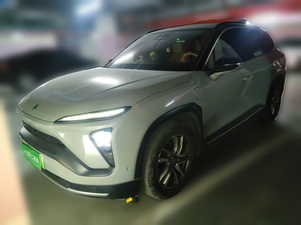 Nio ES6 · 2020 год