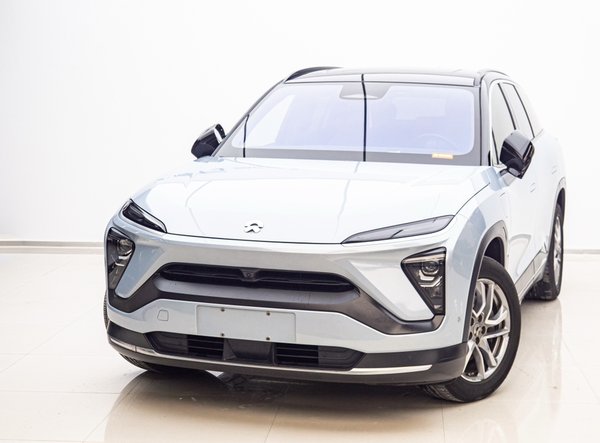 Nio ES6 · 2020 год
