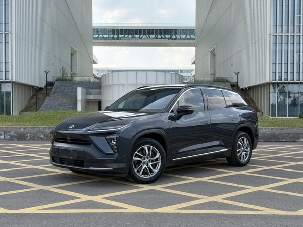 Nio ES6 · 2020 год