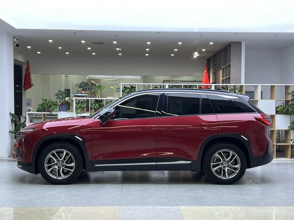 Nio ES6 2020, 85200 км, за 14543 USD