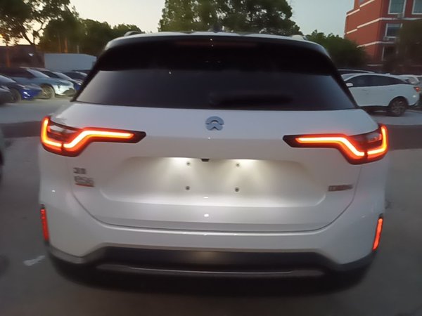 Nio ES6 2020, 43500 км, за 16828 USD
