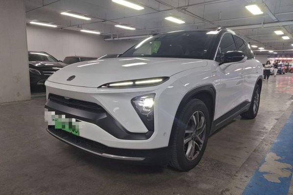 Nio ES6 · 2020 год