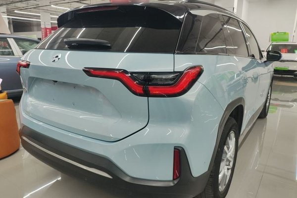 Nio ES6 2022, 76600 км, за 16036 USD