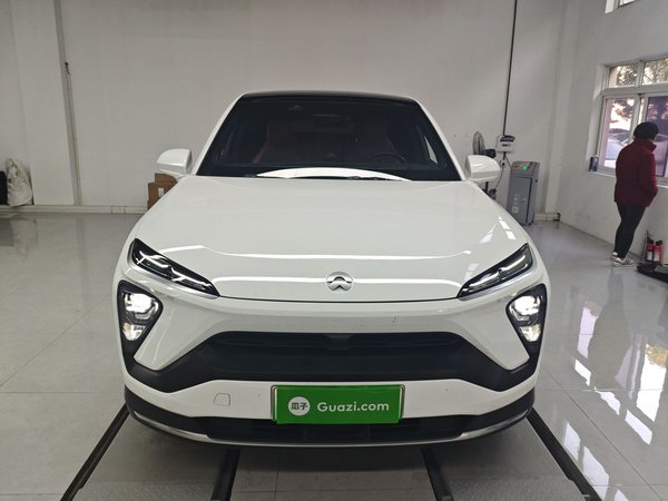 Nio EC6 2022, 91500 км, за 22287 USD