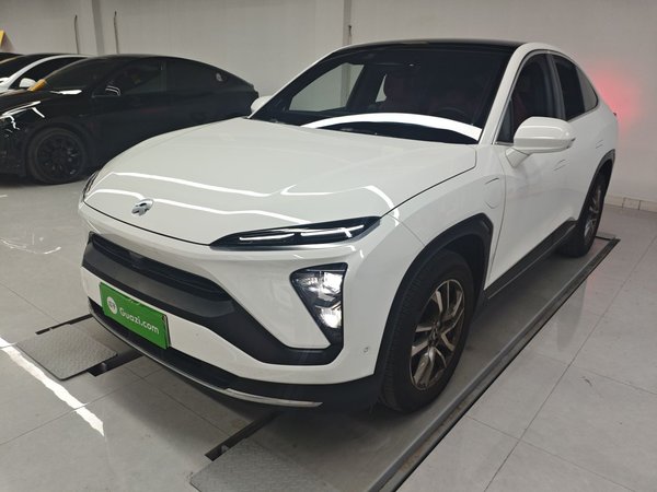 Nio EC6 · 2022 год