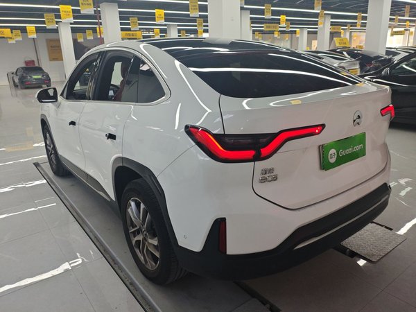 Nio EC6 2022, 91500 км, за 22287 USD