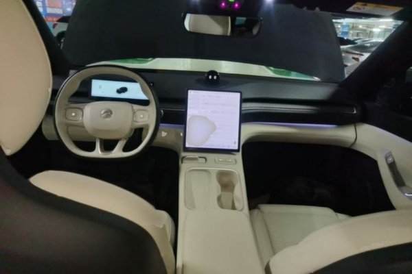 Nio ES6 2023, 64500 км, за 32440 USD - фото 12