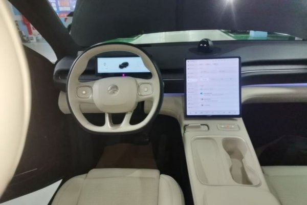 Nio ES6 2023, 64500 км, за 32440 USD - фото 13