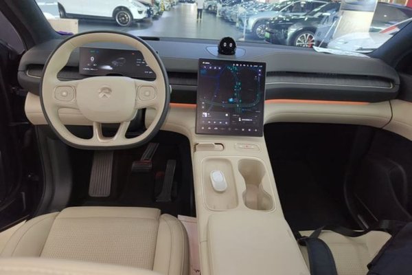 Nio ES6 2024, 21900 км, за 26632 USD - фото 13