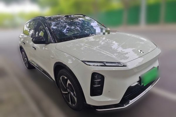 Nio ES6 2025, 13500 км, за 30504 USD