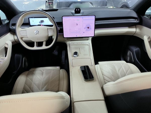 Nio ES6 2025, 17800 км, за 37708 USD - фото 13