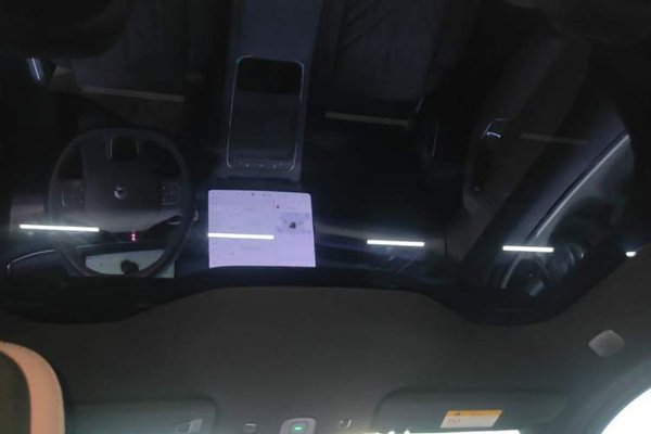 Nio EC6 2025, 21400 км, за 39646 USD - фото 8