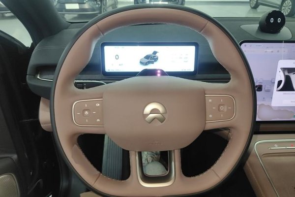 Nio EC6 2025, 21400 км, за 39646 USD - фото 23