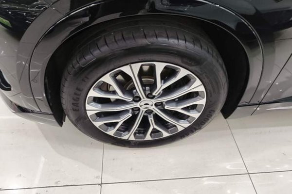 Nio ES6 2025, 9000 км, за 38349 USD - фото 8