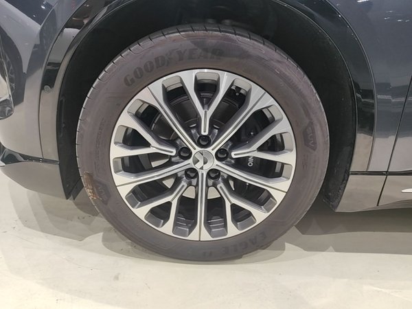 Nio ES6 2025, 10600 км, за 38655 USD - фото 8