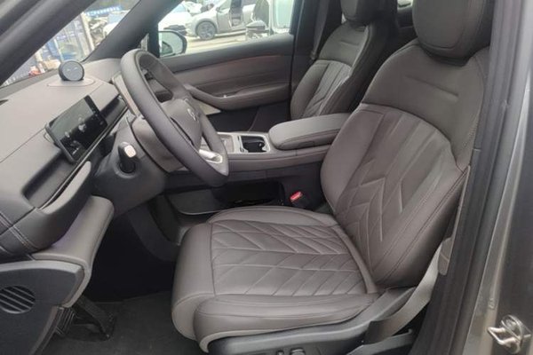 Nio ES6 2025, 18200 км, за 37870 USD - фото 15