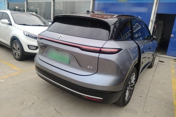 Nio ES6 2025, 18200 км, за 37870 USD