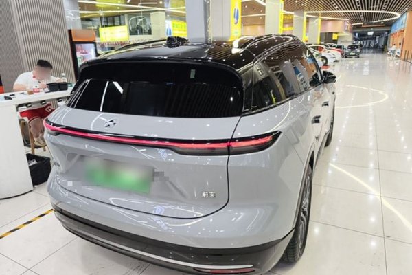 Nio ES6 2025, 11100 км, за 37906 USD - фото 6