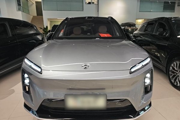 Nio ES6 2025, 12700 км, за 39662 USD
