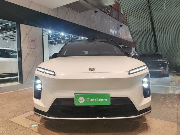 Nio ES6 2025, 10100 км, за 38655 USD