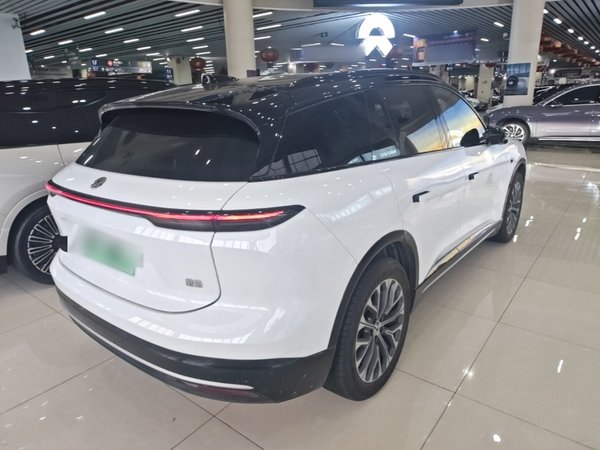 Nio ES6 2025, 21700 км, за 29731 USD