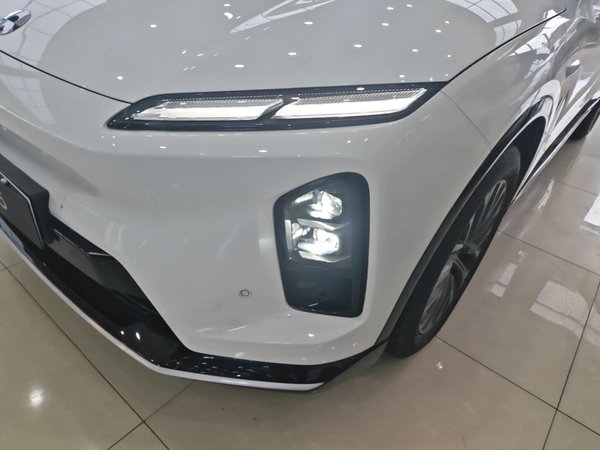 Nio ES6 2025, 21700 км, за 29731 USD - фото 8