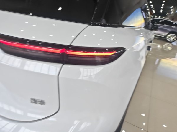 Nio ES6 2025, 21700 км, за 29731 USD - фото 6