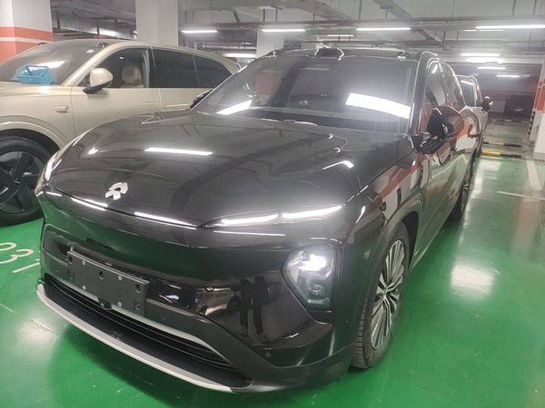 Nio ES7 · 2022 год