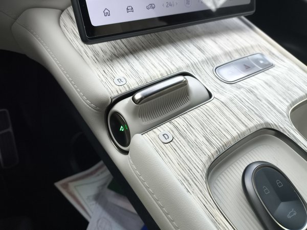 Nio ES7 2022, 48700 км, за 24287 USD - фото 14