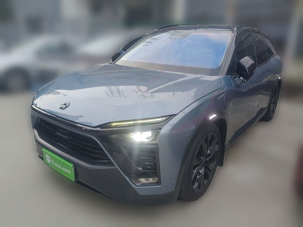 Nio ES8 · 2018 год