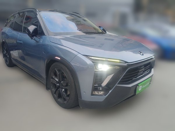 Nio ES8 2018, 64000 км, за 17529 USD