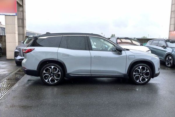 Nio ES8 2018, 105800 км, за 19228 USD