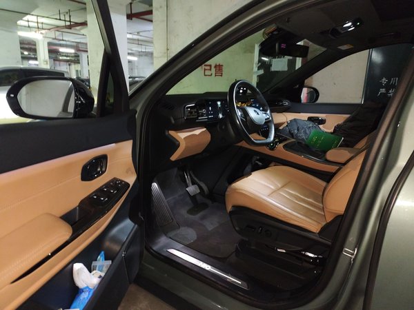 Nio ES8 2020, 58400 км, за 19516 USD - фото 17