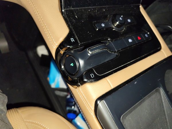 Nio ES8 2020, 58400 км, за 19516 USD - фото 15