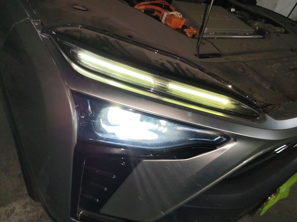 Nio ES8 2020, 58400 км, за 19516 USD - фото 7