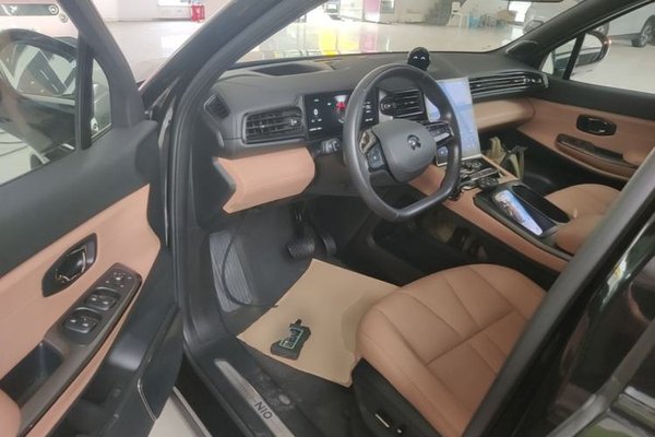Nio ES8 2020, 114100 км, за 17139 USD - фото 19