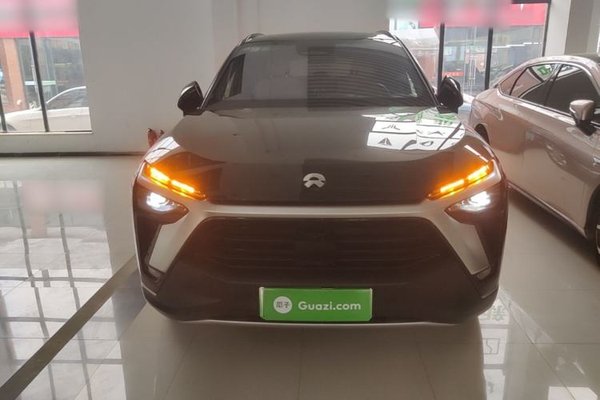 Nio ES8 2020, 114100 км, за 17139 USD