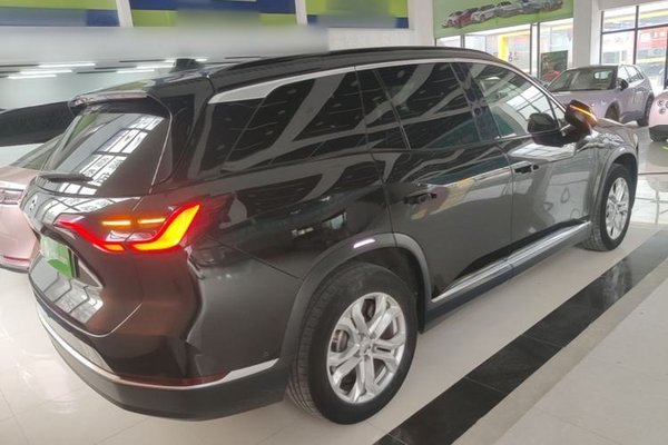 Nio ES8 2020, 114100 км, за 17139 USD - фото 6