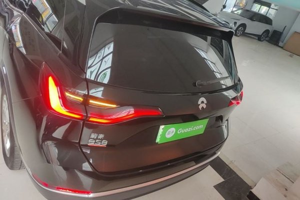 Nio ES8 2020, 114100 км, за 17139 USD