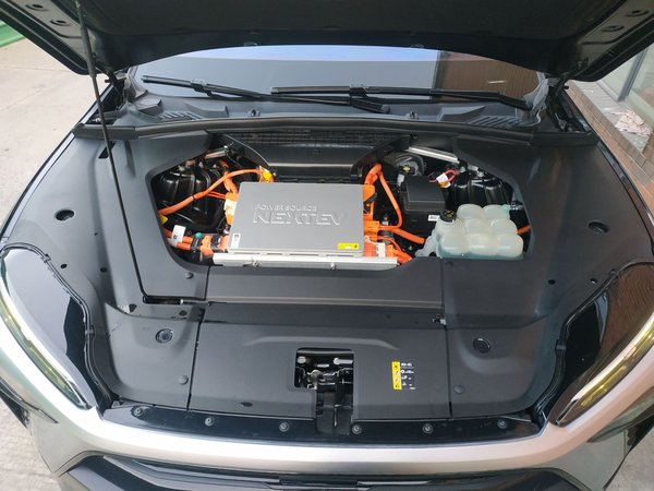 Nio ES8 2020, 115300 км, за 16776 USD - фото 9