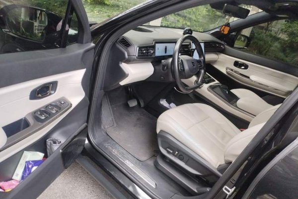 Nio ES8 2020, 80700 км, за 23632 USD - фото 19
