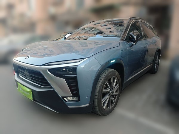 Nio ES8 · 2020 год