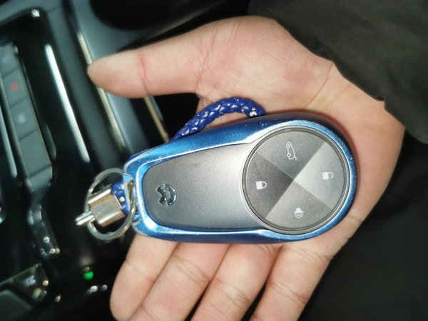 Nio ES8 2020, 94900 км, за 16642 USD - фото 12